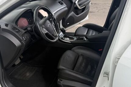 Opel Insignia 170.880 km 8.800 &euro; Erkelenz 41812