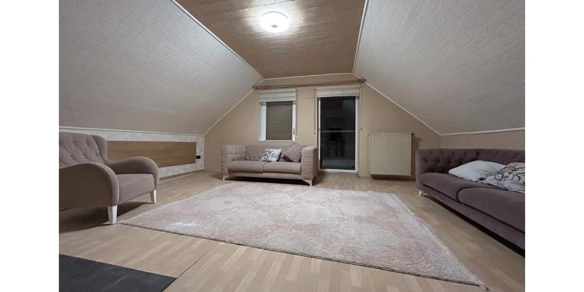 Dachgeschoßwohnung Bad Kreuznach Bad Münster am Stein-Ebernburg - 3 Zimmer, 90 m&sup2;, 750&euro; | Angebot:26405786