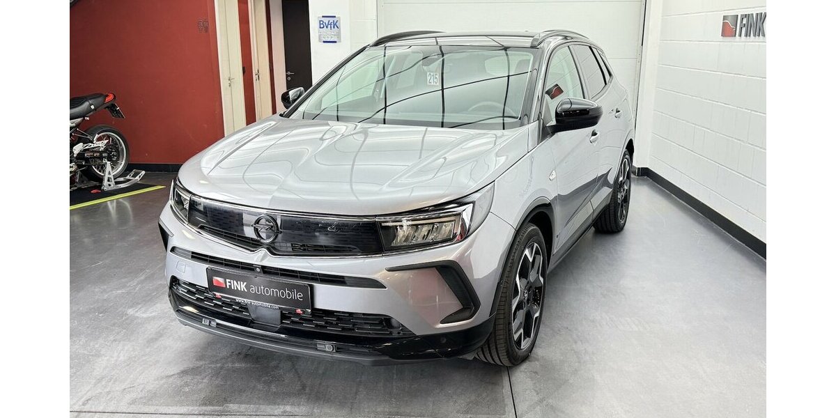 Opel Grandland 1.6 300 GS Line 1.Hand Hybrid 4 14.150 km 22.120 &euro; Lich 35423