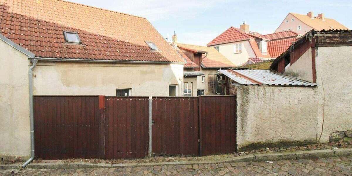 Einfamilienhaus Bad Freienwalde (Oder) Bad Freienwalde - 4 Zimmer, 135 m&sup2;, 79.000&euro; | Angebot:25878839