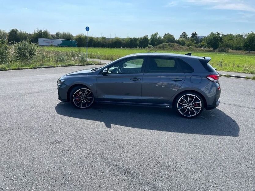 i30