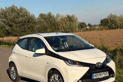 Toyota Aygo (X) 148.000 km 4.000 &euro; Lemwerder 27809