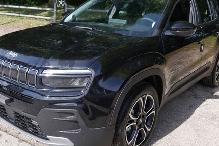 Jeep Avenger 33.854 km 24.900 € Hamburg 21077