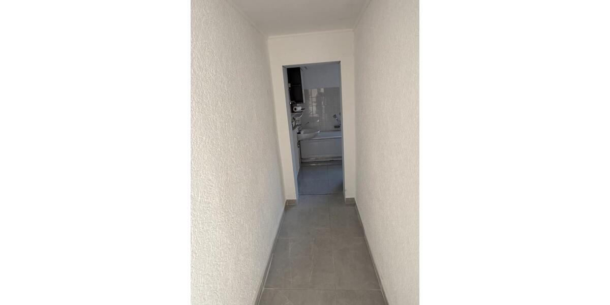 Einfamilienhaus Feldatal - 8 Zimmer, 280 m&sup2;, 1.290&euro; | Angebot:26604948