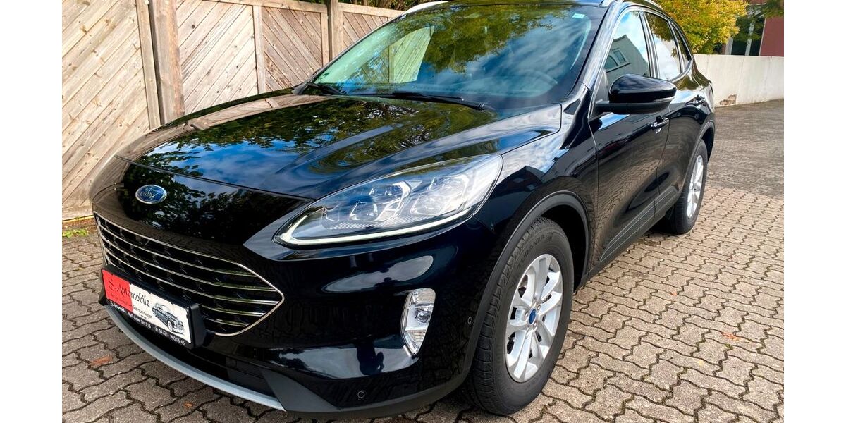 Ford Kuga 81.000 km 19.700 &euro; Neumünster 24536
