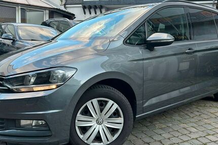 VW Touran 194.540 km 6.800 &euro; Wuppertal 42117