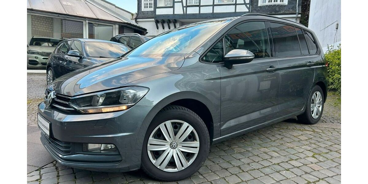 VW Touran 194.540 km 6.800 &euro; Wuppertal 42117