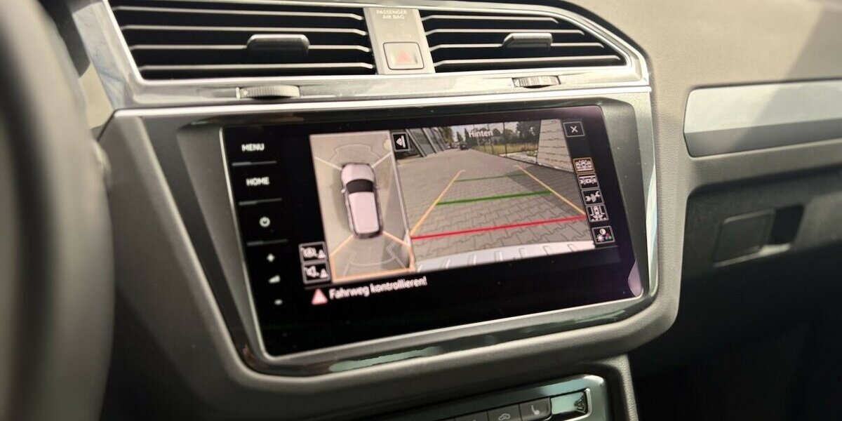 VW Tiguan Highline R-Line/ Kamera/ Headup / 4Motion 94.000 km 25.900 &euro; Mönchengladbach 41066