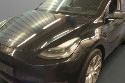 Tesla Model Y 144.714 km 26.950 &euro; Steinbach-Hallenberg OT Herges-Hallenberg 98587