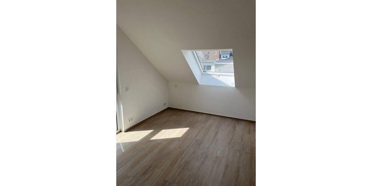 Etagenwohnung Siegburg Dreesch - 2 Zimmer, 71 m&sup2;, 990&euro; | Angebot:25909104