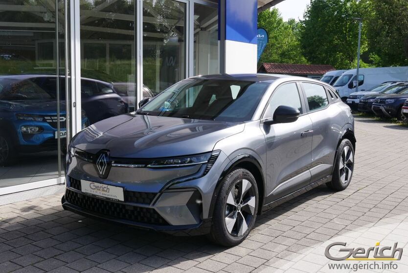 Renault Megane 16.805 km 22.490 € Altötting 84503