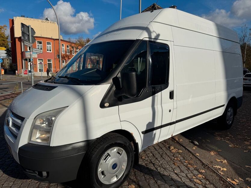 Ford Transit 218.245 km 6.890 € Berlin - Tempelhof 12107