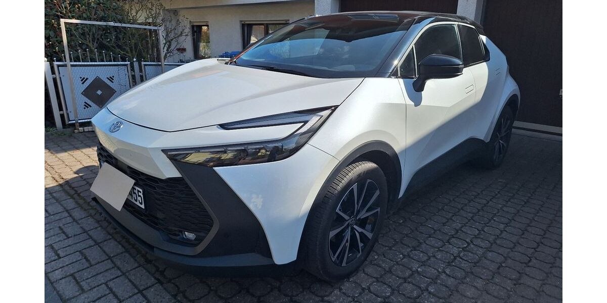 Toyota C-HR 17.000 km 29.280 &euro; Wertheim 97877