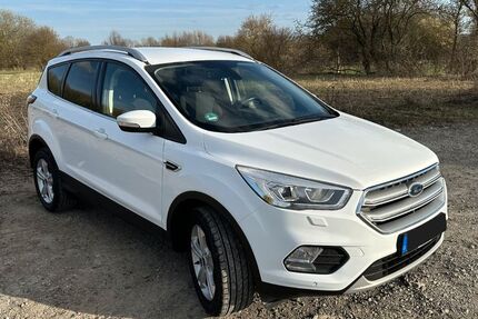 Ford Kuga 119.000 km 10.950 &euro; Rosdorf 37124