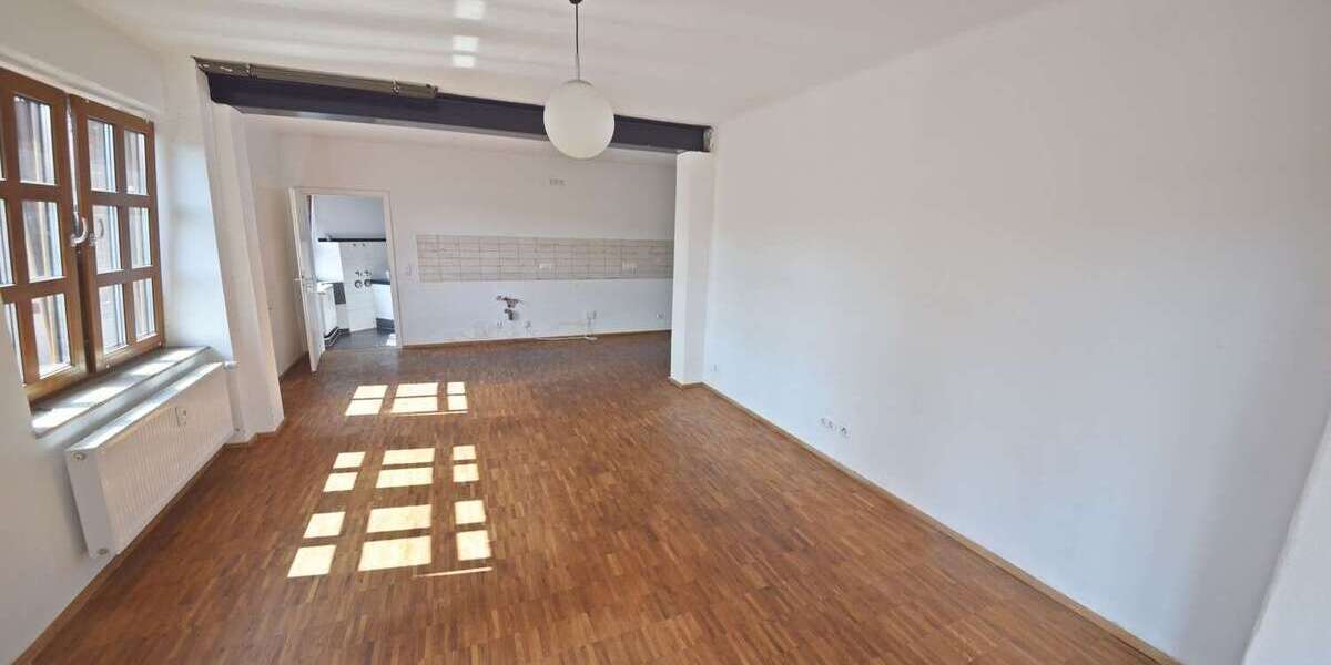 Wohnung zum Mieten in Lauenau 840 € 140 m² 5 zimmer