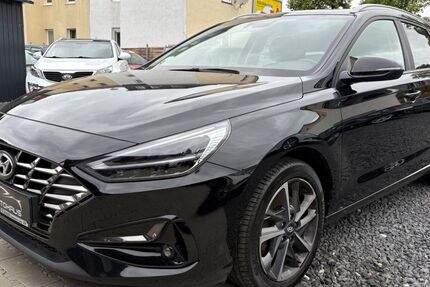 Hyundai i30 99.000 km 12.999 &euro; Eisenach 99817