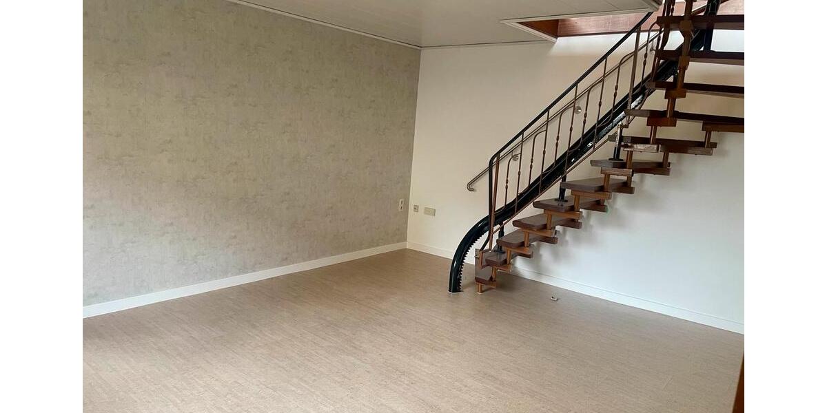 Einfamilienhaus Maßbach - 3.5 Zimmer, 135 m&sup2;, 750&euro; | Angebot:22034646