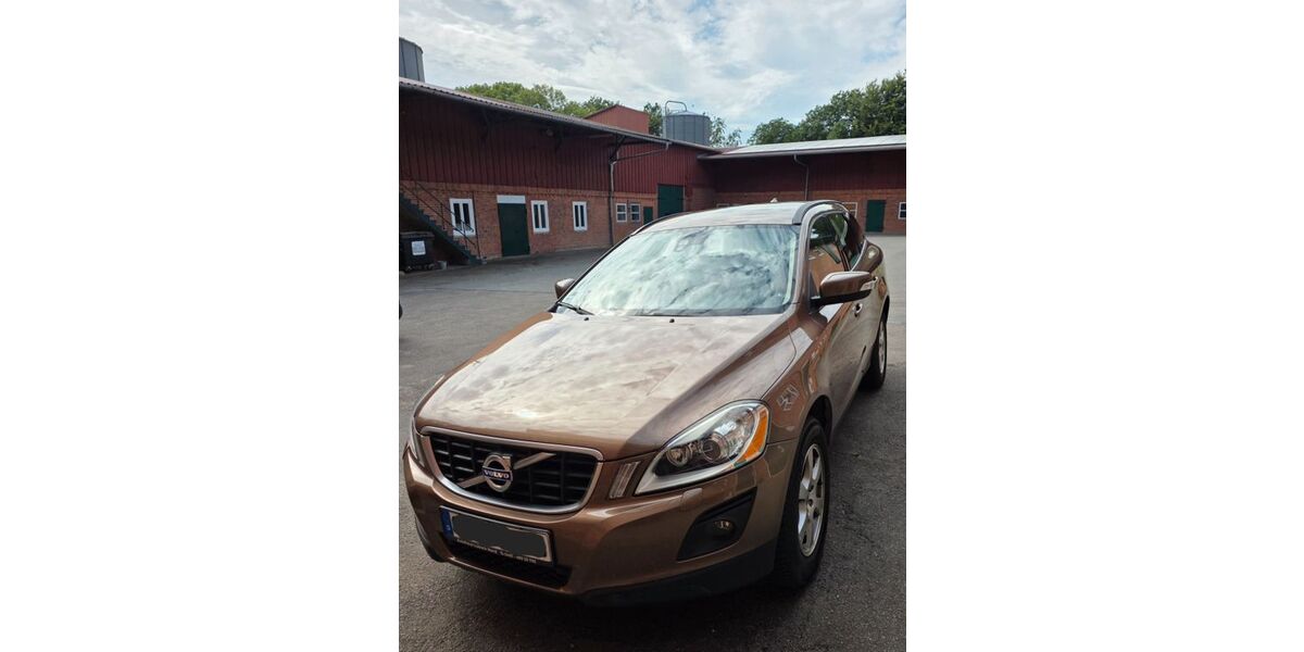 Volvo XC60 131.500 km 10.500 &euro; Wesenberg 23858