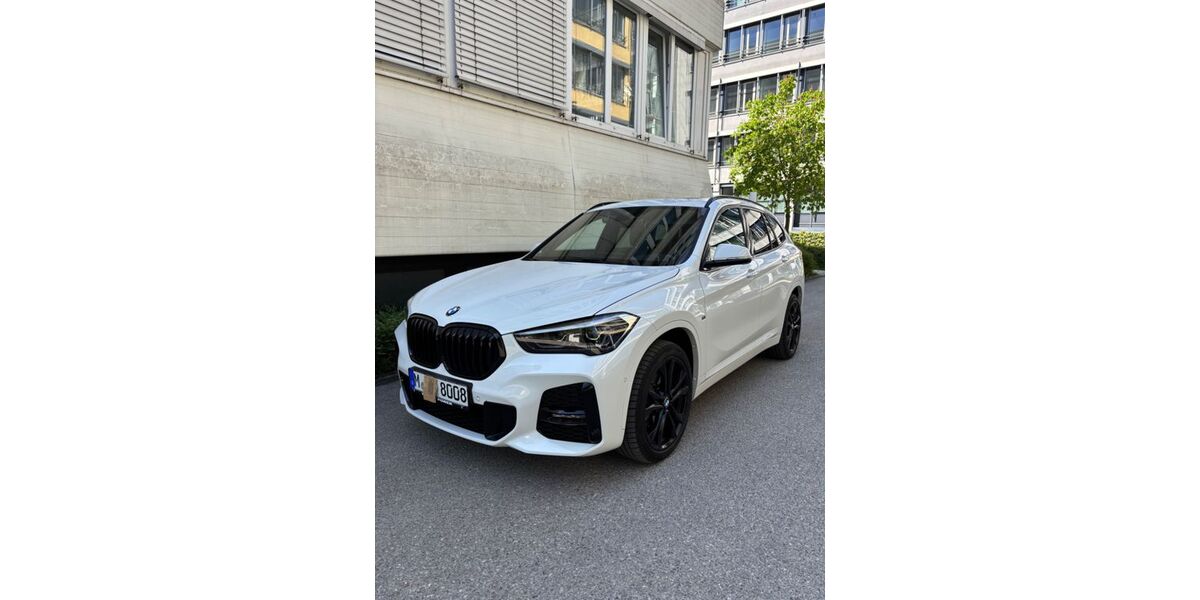 BMW X1 55.000 km 27.750 &euro; München 81679