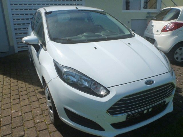 Ford Fiesta 111.000 km 5.895 &euro; Verl 33415