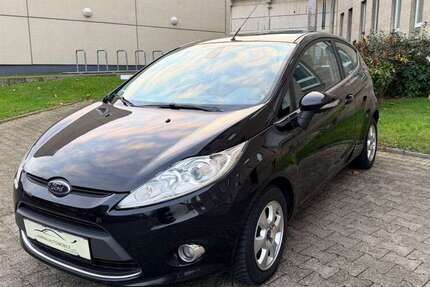 Ford Fiesta 205.683 km 2.750 &euro; Mönchengladbach 41236