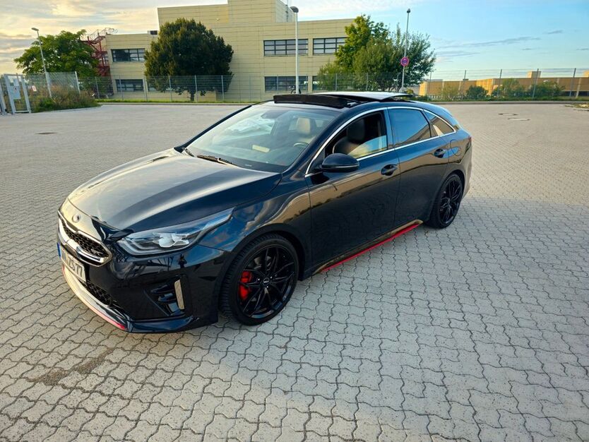 Kia pro ceed / ProCeed 62.000 km 23.400 € Fellbach 70736