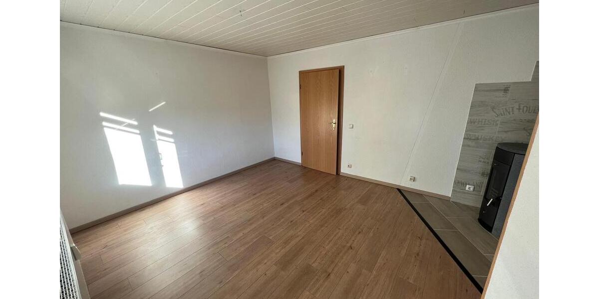 Erdgeschoßwohnung Schneeberg - 2 Zimmer, 44 m&sup2;, 250&euro; | Angebot:26194592