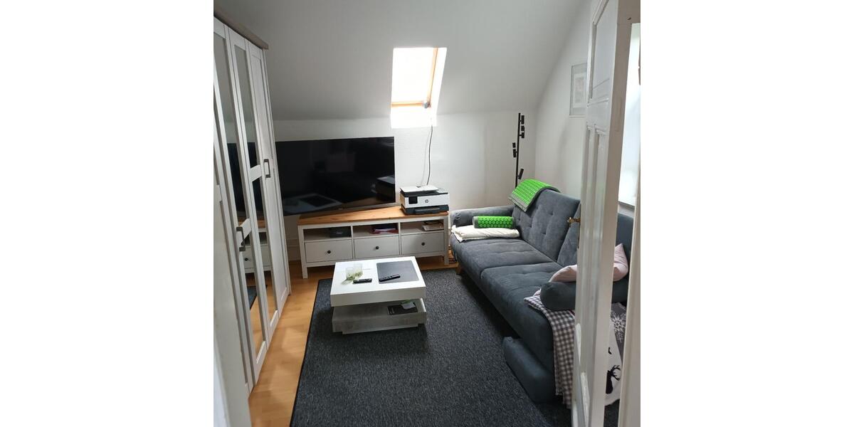Dachgeschoßwohnung Genthin - 2 Zimmer, 53 m&sup2;, 310&euro; | Angebot:26479936