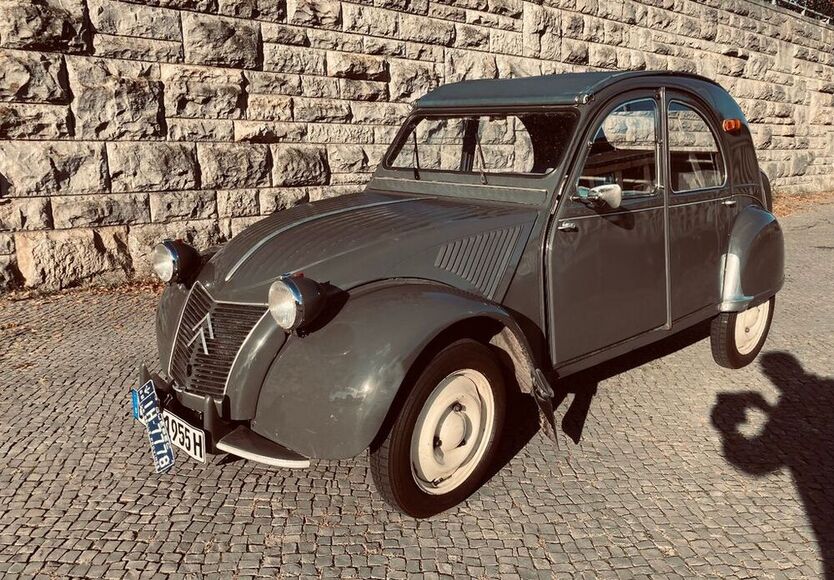 2 CV