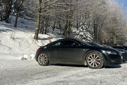Audi TT 145.000 km 8.500 &euro; Göda 02633