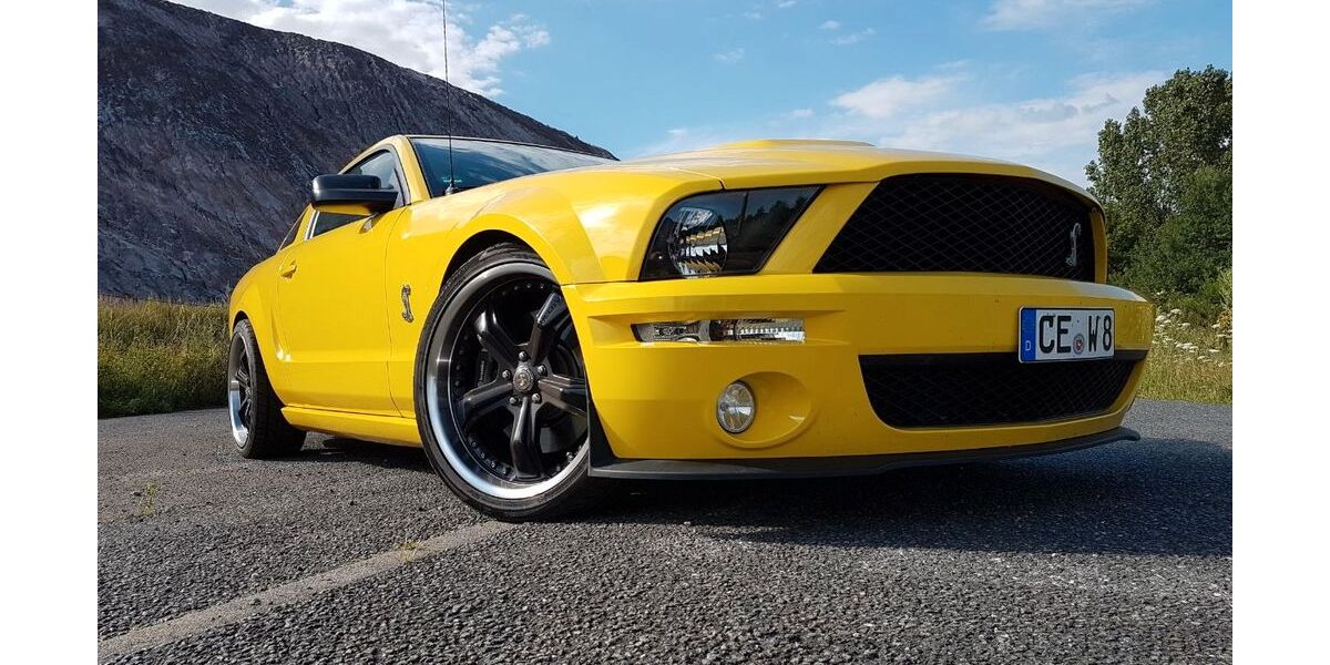Ford Mustang 148.000 km 15.900 &euro; Wathlingen 29339