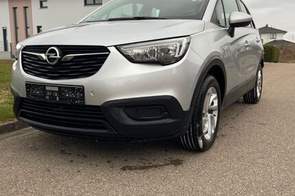 Opel Crossland (X) 85.263 km 9.999 &euro; Hitzhofen 85122