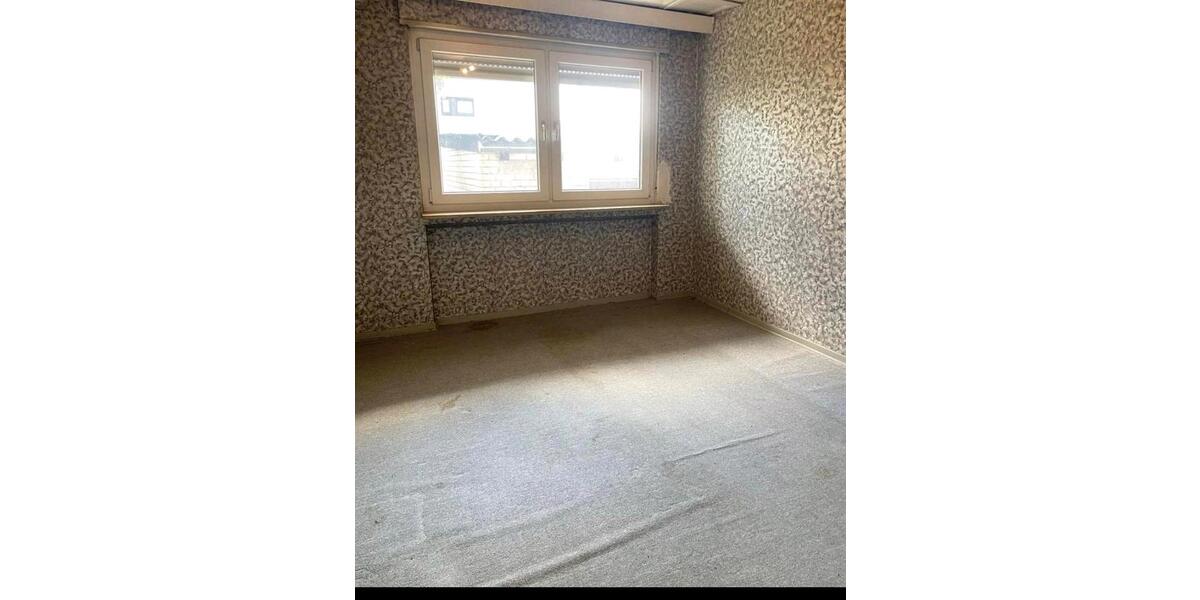 Reihenhaus Rodalben - 7 Zimmer, 131 m&sup2;, 119.000&euro; | Angebot:26891558