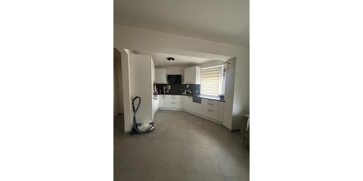 Erdgeschoßwohnung Worms - 3 Zimmer, 90 m&sup2;, 1.100&euro; | Angebot:25395399