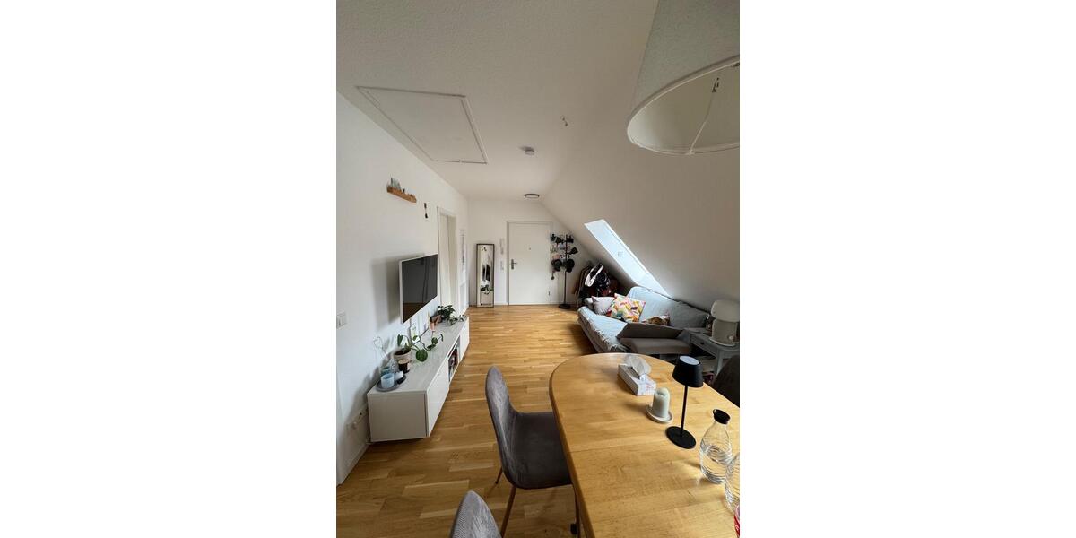 Dachgeschoßwohnung Mainz Oberstadt - 3 Zimmer, 49 m&sup2;, 990&euro; | Angebot:26385764