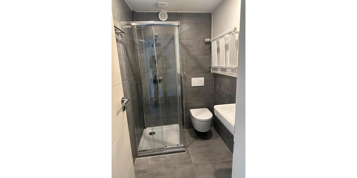 Etagenwohnung Neuss Furth-Mitte - 2 Zimmer, 45 m&sup2;, 830&euro; | Angebot:25022128