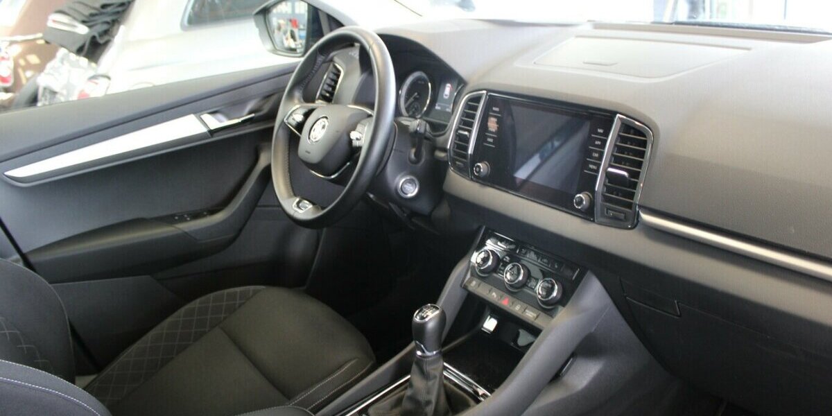 Skoda Karoq 1.5 TSI ACT Ambition 28.544 km 21.980 &euro; Euskirchen 53881