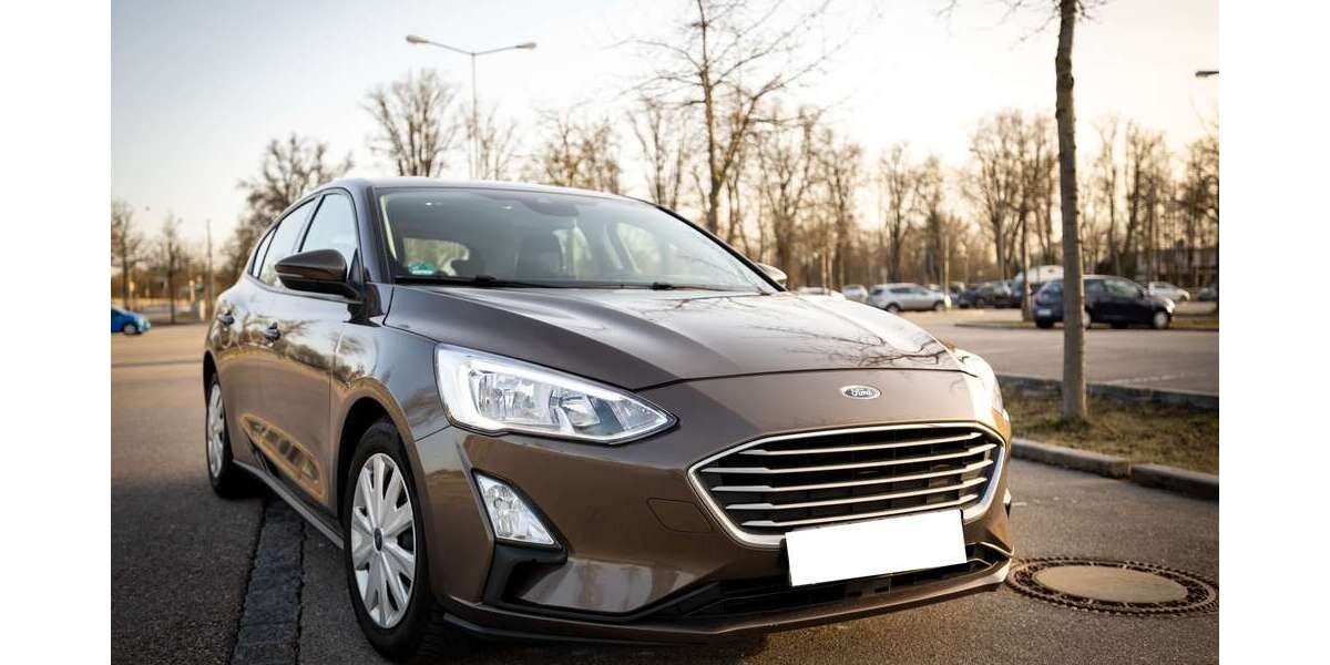 Ford Focus 80.000 km 12.300 &euro; Friedberg, St 86316