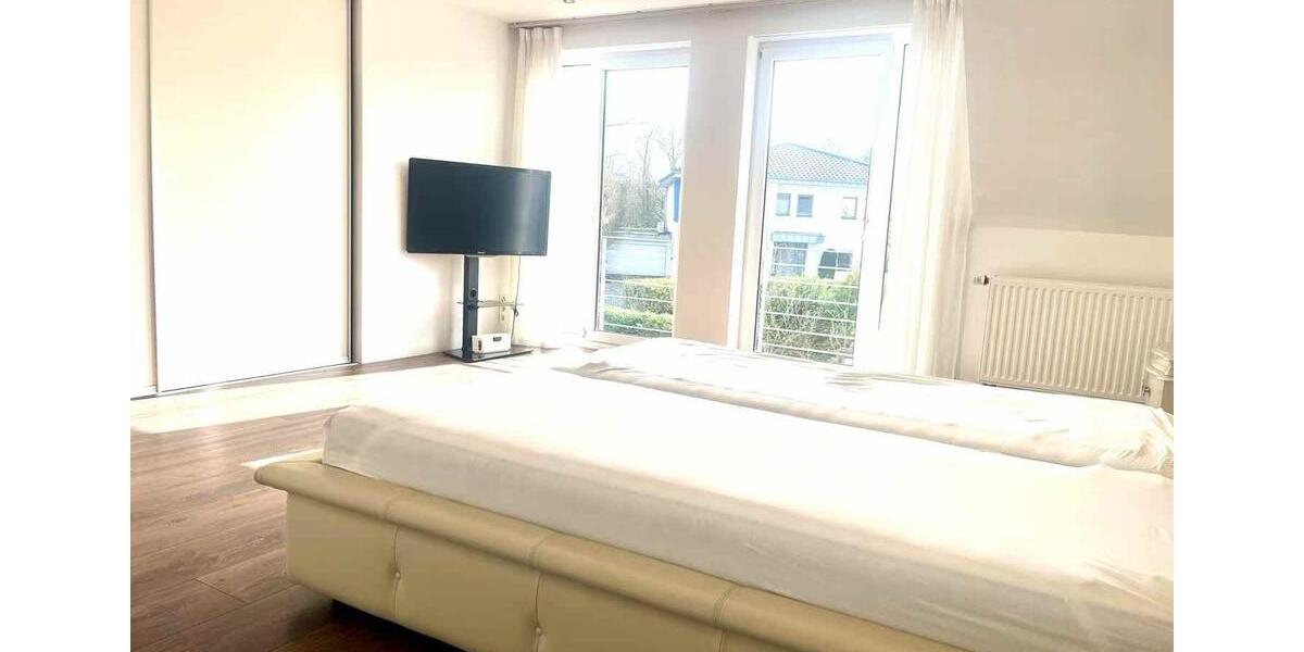 Reihenhaus Neuss Furth-Mitte - 4 Zimmer, 176 m&sup2;, 2.300&euro; | Angebot:26126577