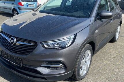 Opel Grandland (X) 62.200 km 16.990 &euro; Hanau 63457