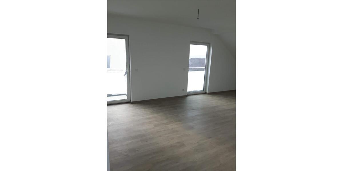 Dachgeschoßwohnung Eichenzell - 3 Zimmer, 84 m&sup2;, 800&euro; | Angebot:26385300
