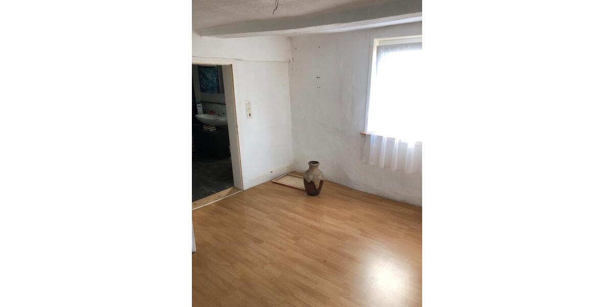 Reihenhaus Felsberg - 5 Zimmer, 70 m&sup2;, 27.500&euro; | Angebot:26897866