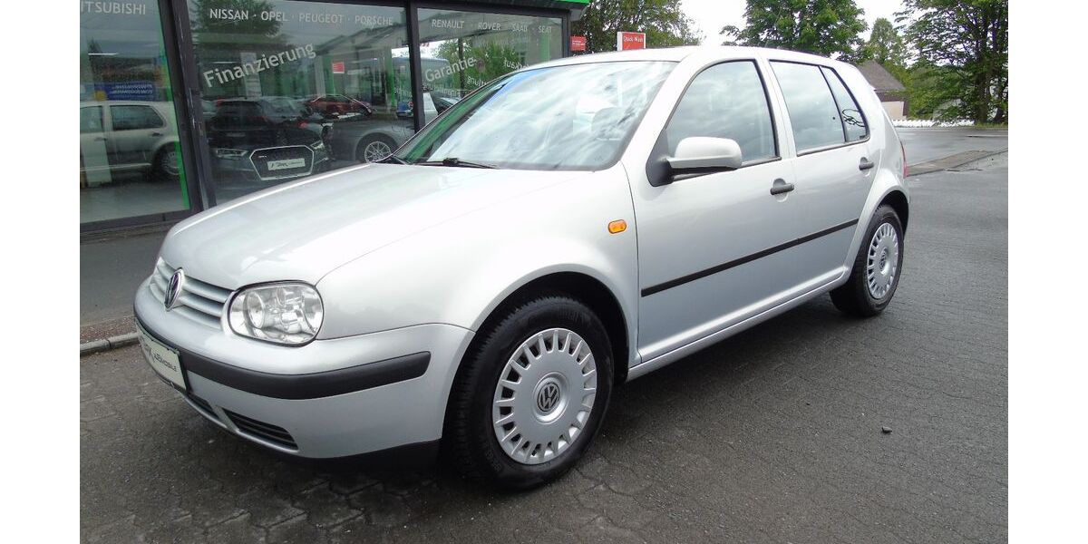 VW Golf 145.000 km 4.900 &euro; Ransbach-Baumbach 56235