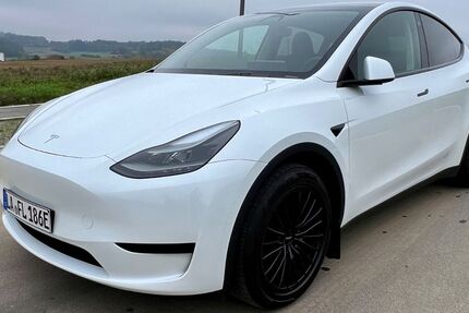 Tesla Model Y 52.000 km 33.900 &euro; Regensburg 93053