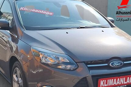Ford Focus 141.600 km 5.900 &euro; Straßenhaus 56587