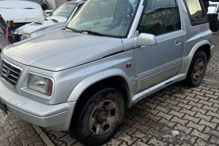 Suzuki Vitara 124.164 km 3.200 &euro; Falkenberg 84326