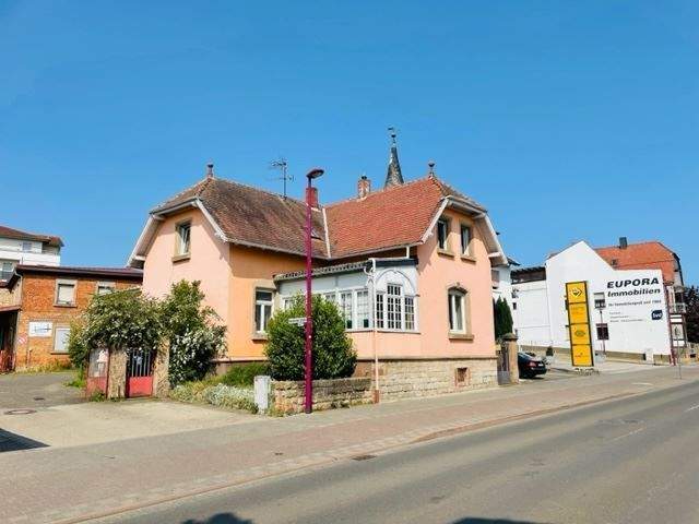 Mehrfamilienhaus, Wohnhaus Kirchheimbolanden - 6 Zimmer, 175 m&sup2;, 275.000&euro; | Angebot:25165407