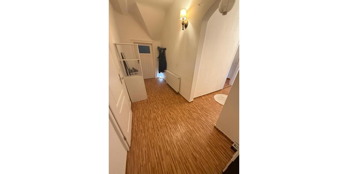 Dachgeschoßwohnung Tambach-Dietharz Dietharz - 4 Zimmer, 120 m&sup2;, 590&euro; | Angebot:26464914