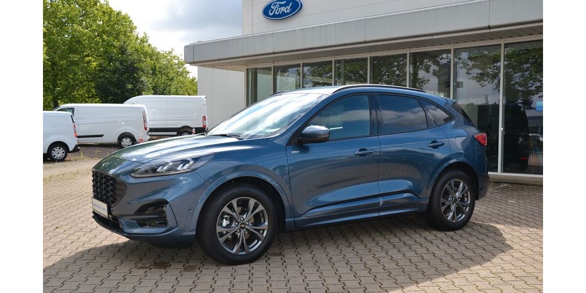 Ford Kuga 32.850 km 23.965 &euro; Döbeln 04720