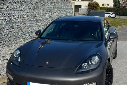 Porsche Panamera 228.400 km 19.999 &euro; Großröhrsdorf 01900
